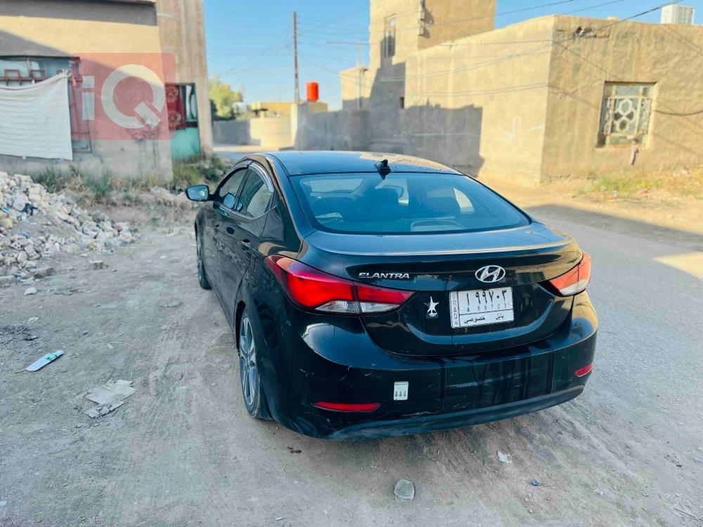 هیوندای ئەلەنترا